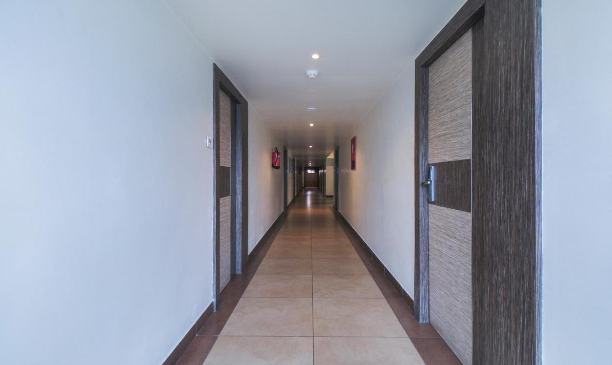 Itsy Hotels N Square Vijayawāda Esterno foto