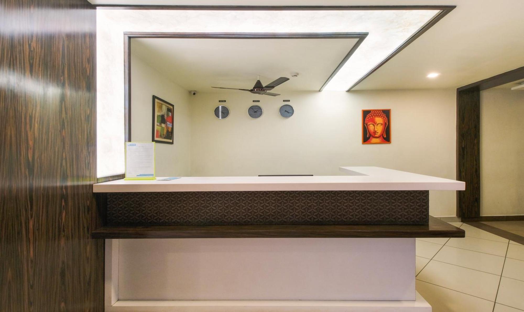 Itsy Hotels N Square Vijayawāda Esterno foto